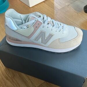 New Balance WL574RU2 Women's Sneakers